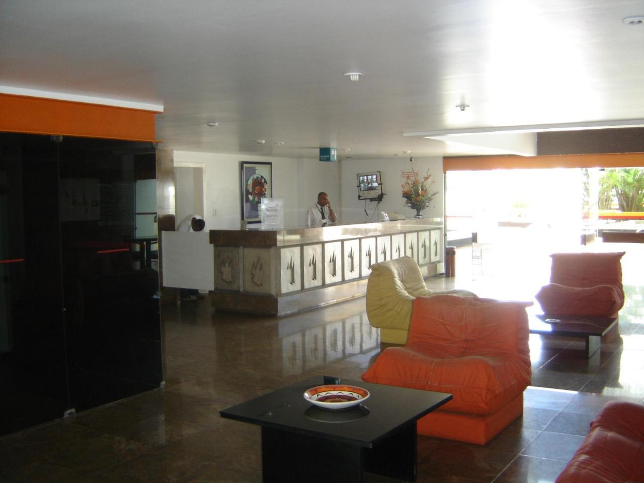 Flat Luxo Bem Localizado No Bairro Da Barra Salvador Apartment Exterior photo